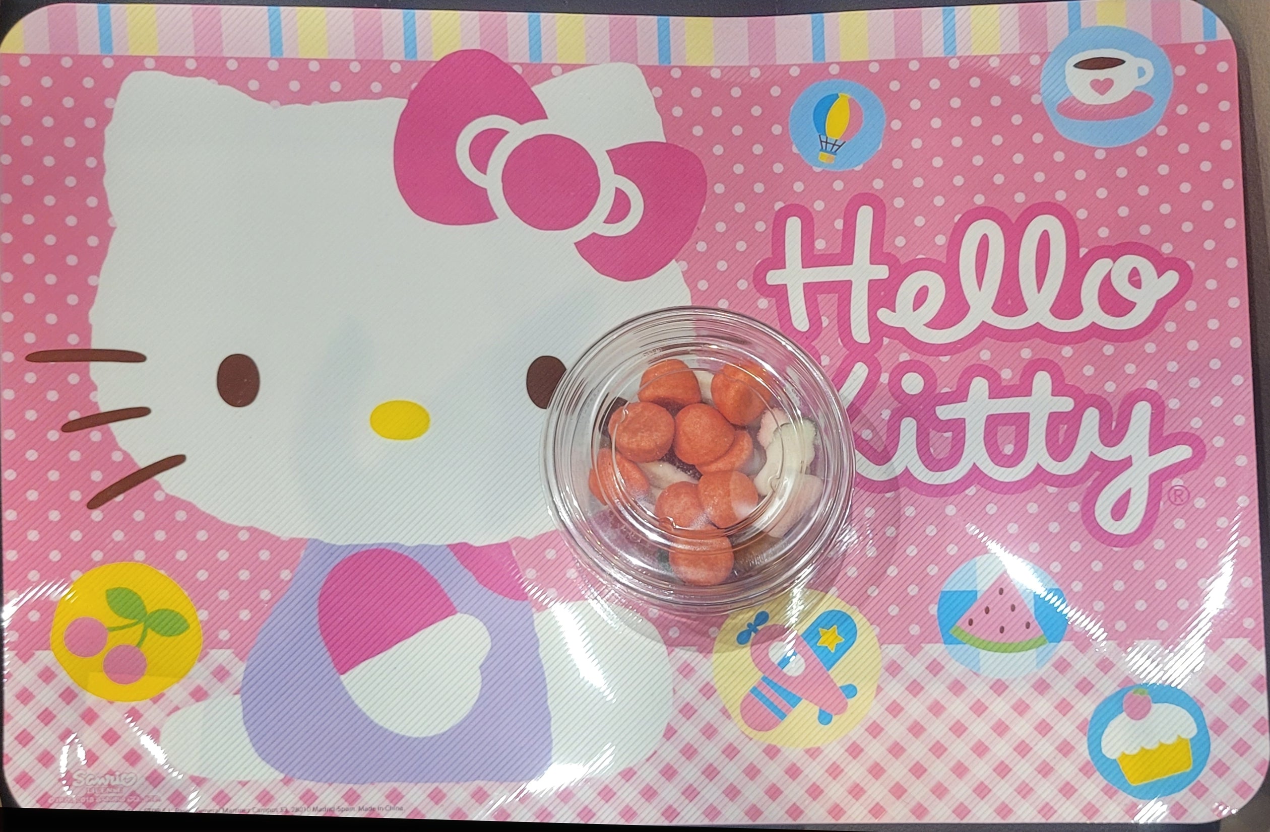 Set de Table Hello Kitty + 120g de bonbons